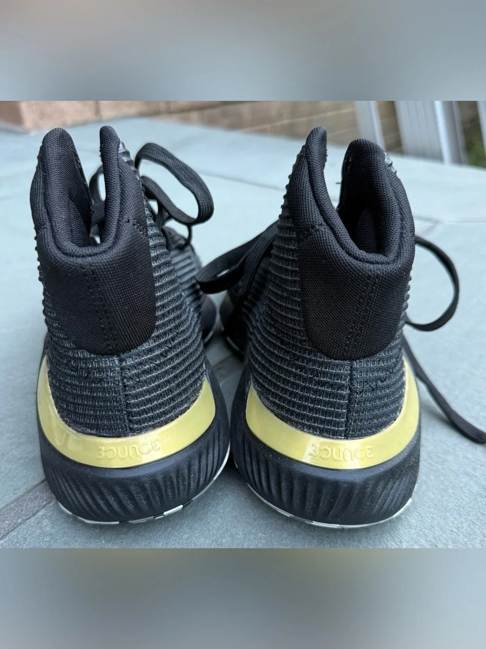 Adidas Bounce Basketball Shoes Men’s US 7 Black High Top Sneakers F97282